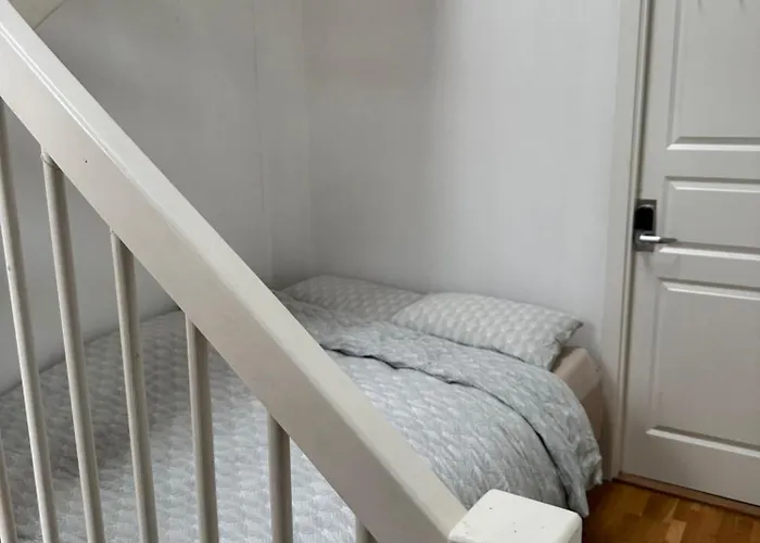 Cozy Budget In Shared Bathroom * Oslo