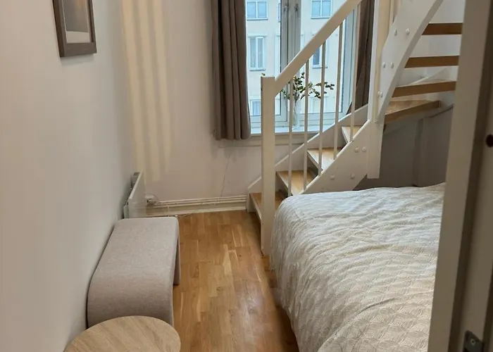 Cozy Budget In Shared Bathroom Oslo